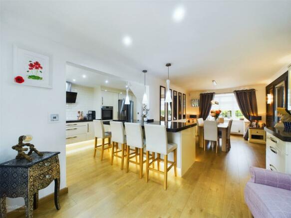 Open Plan Dining Area