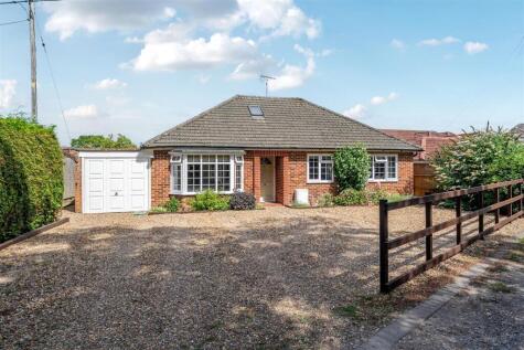 Potley Hill Road, Yateley