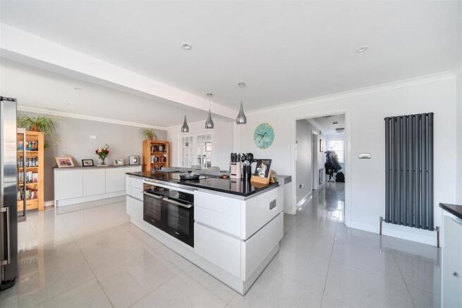 Kitchen/Breakfast