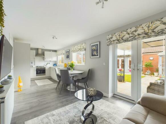 Open Plan Dining Kitchen