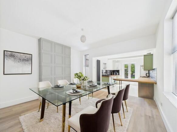 Dining Room (Virtually Furnished)