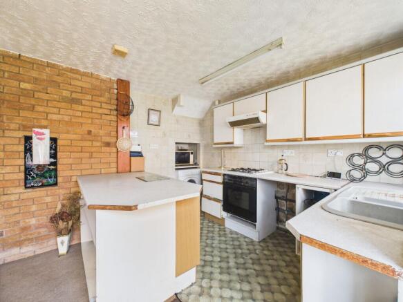Dining/Kitchen