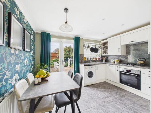 Dining/Kitchen