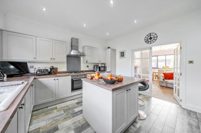 1357616-24-68e3b2...