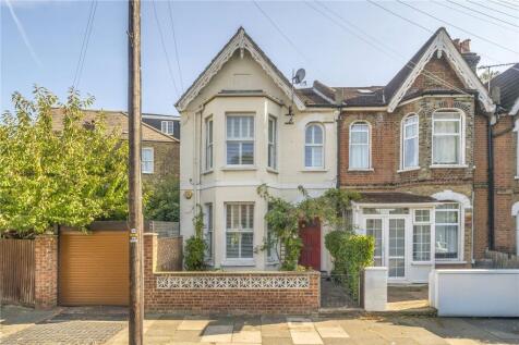 Nadine Street, Charlton, SE7