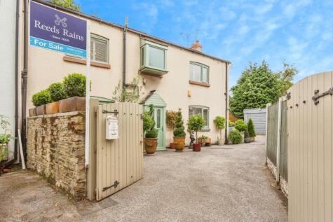 Aberford Road, Stanley, Wakefield, West Yorkshire, WF3