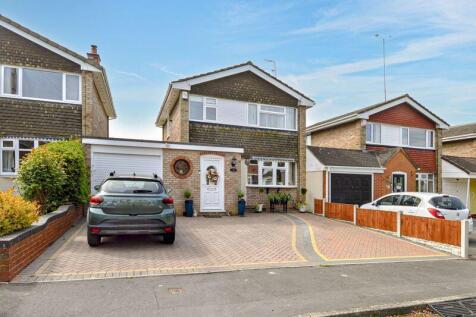 Westcroft Road, SEDGLEY, DY3 3QP