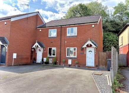 Hartland Avenue, COSELEY, WV14 9AN