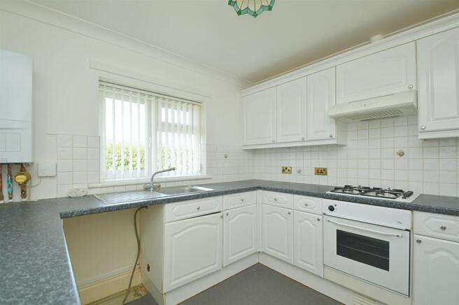 resizedKitchen1.jpg