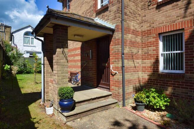 8uT7CNHrL83afjgvxEZpwH_LG_w (1).jpg