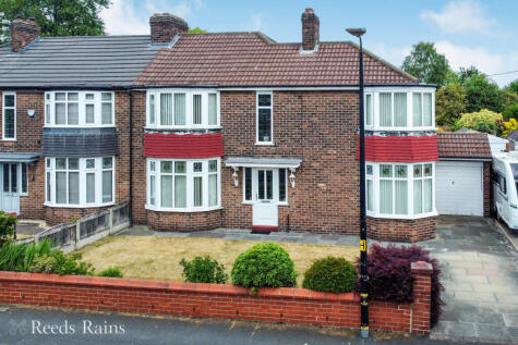Homelands Road, Sale, Greater Manchester, M33
