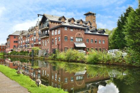 Britannia Road, Sale, Greater Manchester, M33