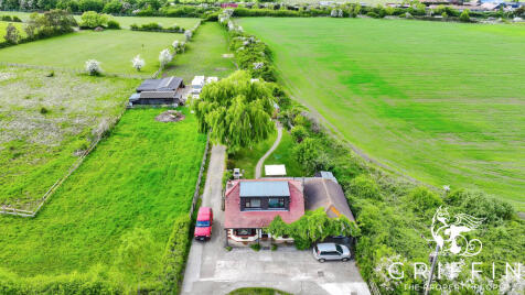 Southend Road, Corringham, Stanford-Le-Hope, SS17