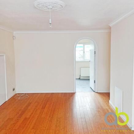 f9946e00listing63923000547ba8caa