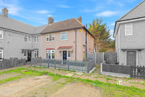 Elgar Gardens, Tilbury, RM18