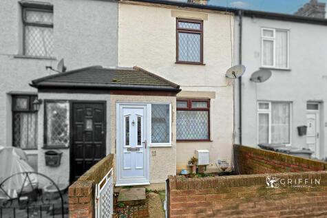 Salisbury Road, Grays, RM17