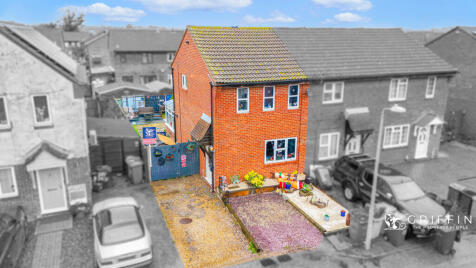 Dryden Place, Tilbury, RM18