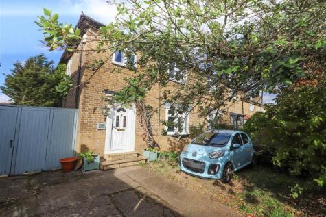 Yew Avenue, Yiewsley, West Drayton