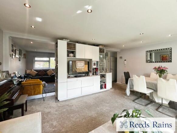 Living/Dining Room