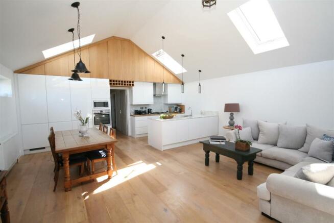 Open Plan Living Accommodation