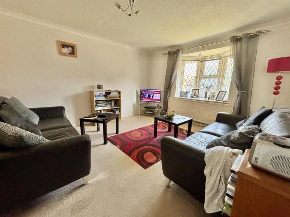 Lounge / Dining Room