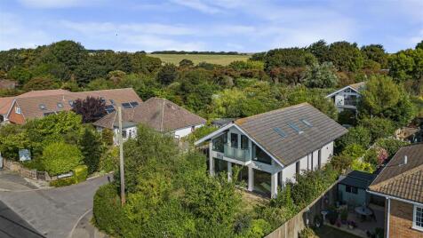 Louvain Gardens, Peacehaven