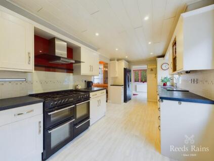 Throxenby Lane, Scarborough, North Yorkshire, YO12