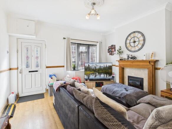 CAM04578G0-PR0028...