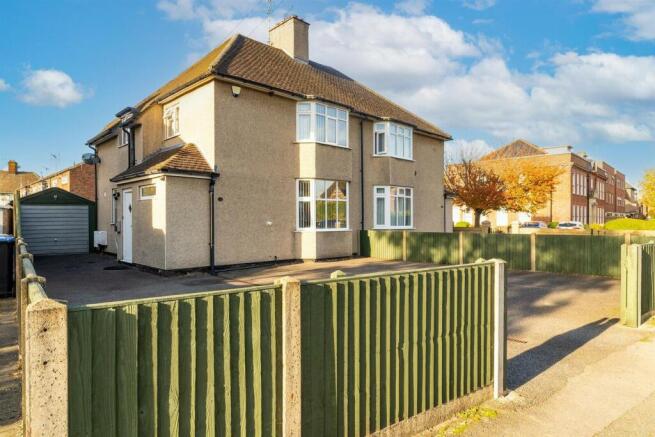 St Albans Road East
