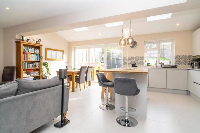 Living / Kitchen-Diner