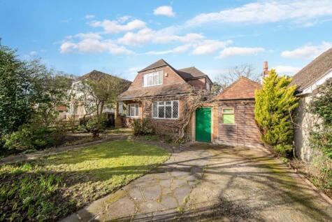 Woodlands Avenue, West Byfleet, Surrey, KT14