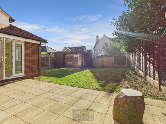 CAM02942G0-PR0263-STILL018