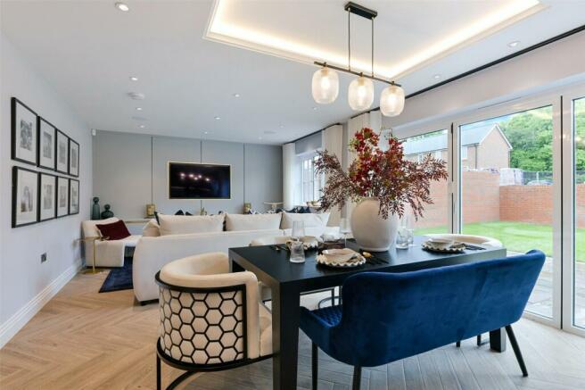 Show Home Dining