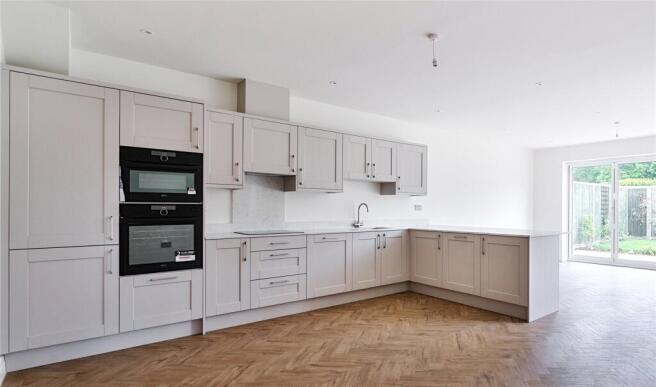 2 Acorn Kitchendiner