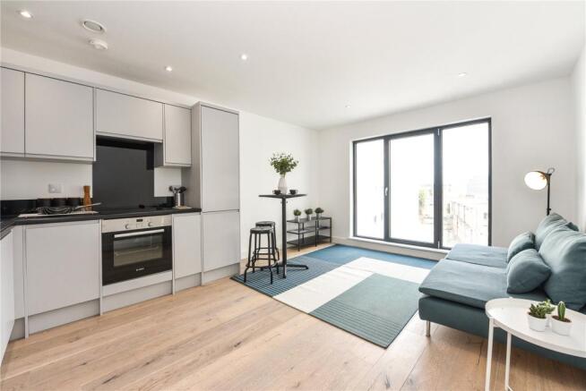 1 Bedroom Apartment For Sale In Royal Crescent Apartments 1 Royal