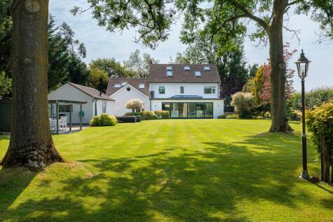 London Road, Allostock, WA16