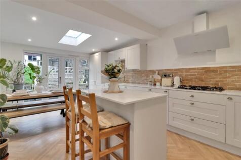 St. Marys Road, Barnstaple, Devon, EX32