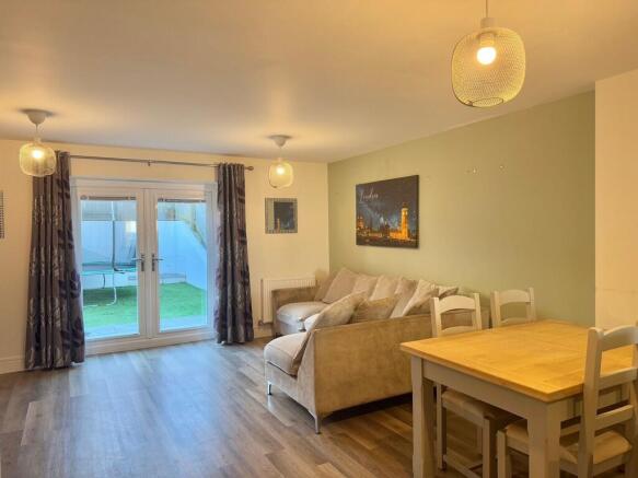 open plan lounge/...