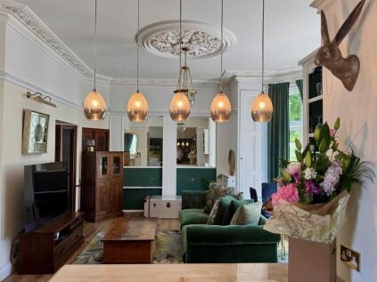 Nelson Gardens, Stoke