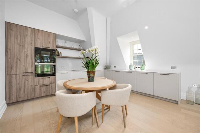 Kitchen/Dining