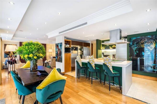 Kitchen/Dining
