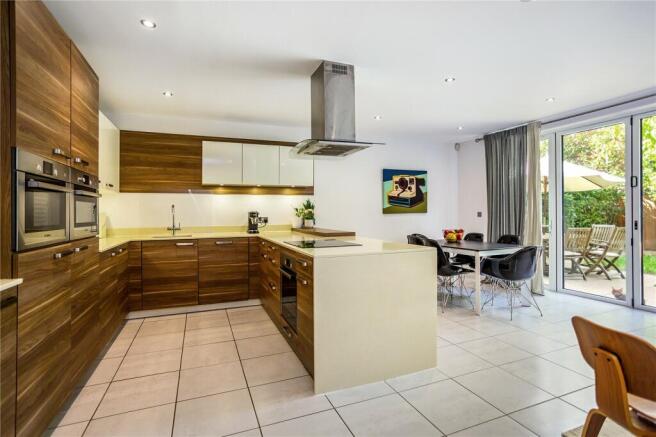 Kitchen/Dining
