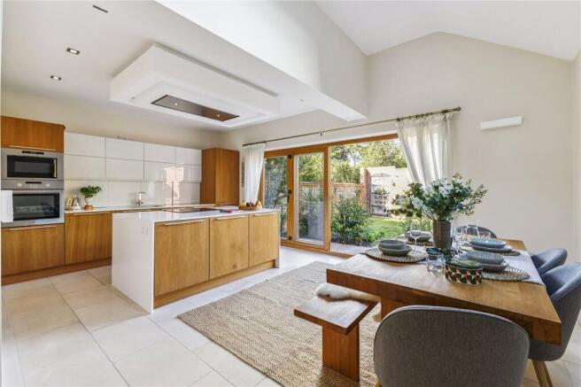 Kitchen/Dining