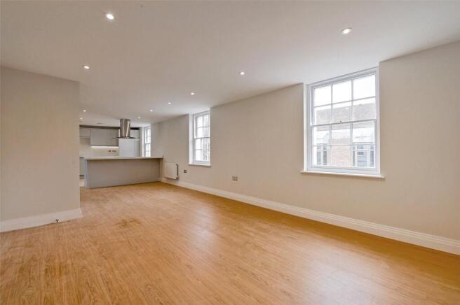 Kitchen / Reception
