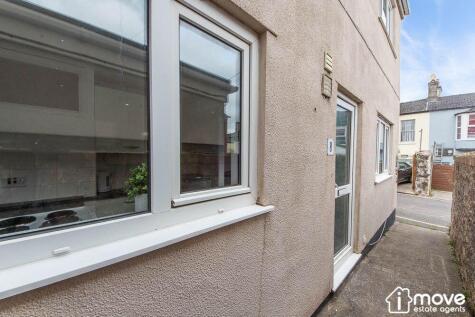 Scarborough Place, Torquay, TQ2