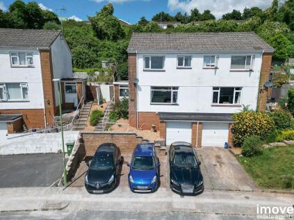 Sutton Close, Torquay, TQ2