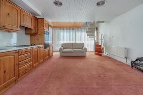 Southwood Park, Highgate, London, N6