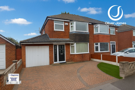 Highbury Avenue, Irlam, M44