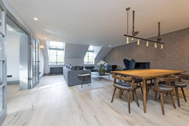 22E Bolton Gdns R...