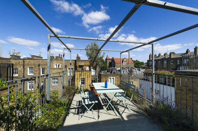 432 kings road 37...